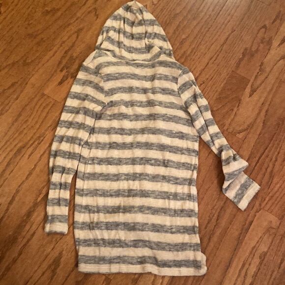NWT Nico La cardigan gray and cream - Picture 8 of 10